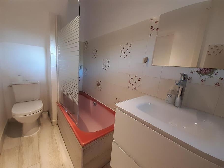 Studio Meuble Avec Terrasse Axe Rennes Saint Malo La Baussaine Esterno foto